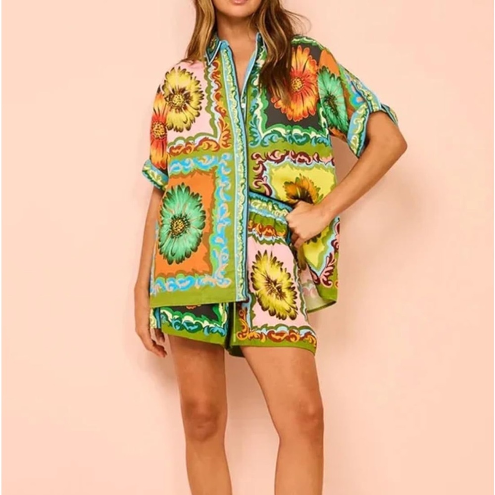 Two piece trendy short set